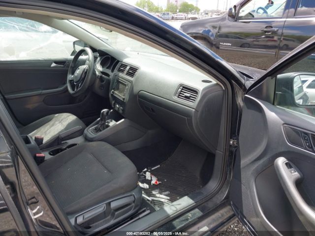 3VW2K7AJ6FM428242 Volkswagen Jetta 2.0l S
