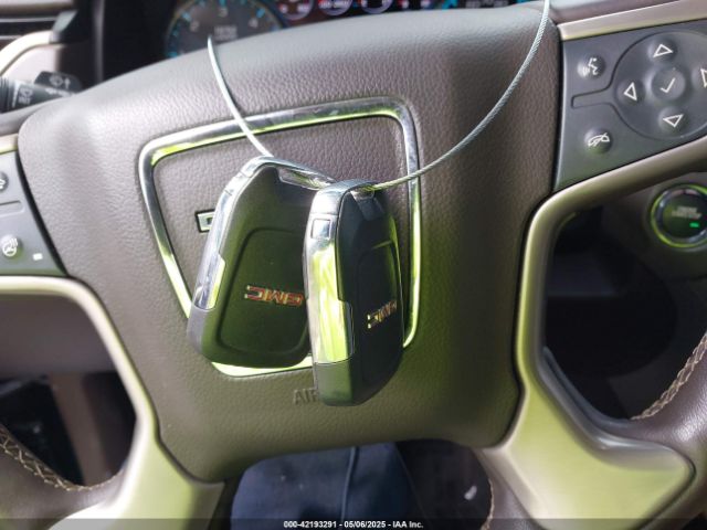 2017 GMC YUKON XL 1GKS2HKJ4HR236489 Photo 10