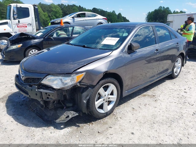 4T1BF1FK5EU383712 Toyota CAMRY SE