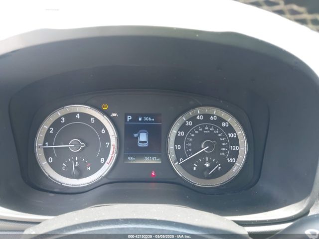 KMHRC8A32NU172418 Hyundai Venue Limited