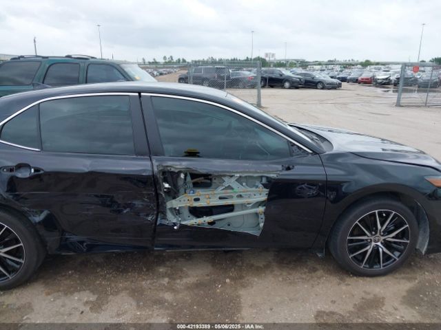 4T1T11AK6RU865878 Toyota CAMRY SE