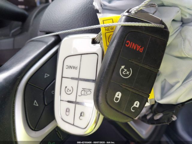3C4NJDCB7KT678838 Jeep Compass Limited 4x4