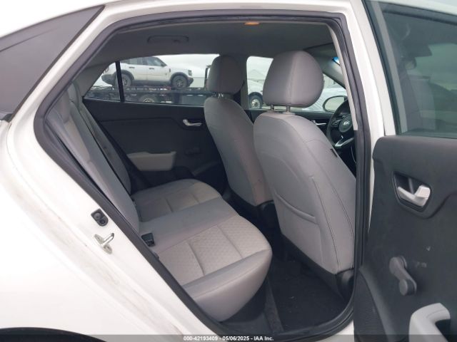 3KPA24AB1JE079791 KIA RIO LX