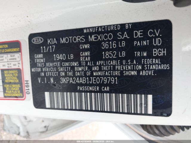 3KPA24AB1JE079791 KIA RIO LX