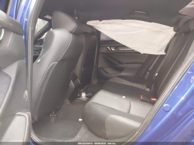 1HGCV1F33KA127300 Honda Accord Sport