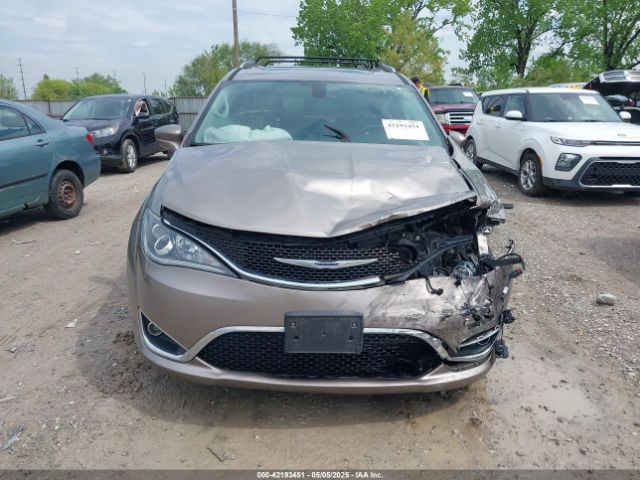 2C4RC1EG8JR293843 Chrysler Pacifica Touring-l Plus