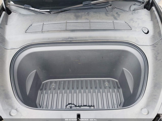 2023 TESLA MODEL Y 7SAYGDEE8PA051798 Photo 9