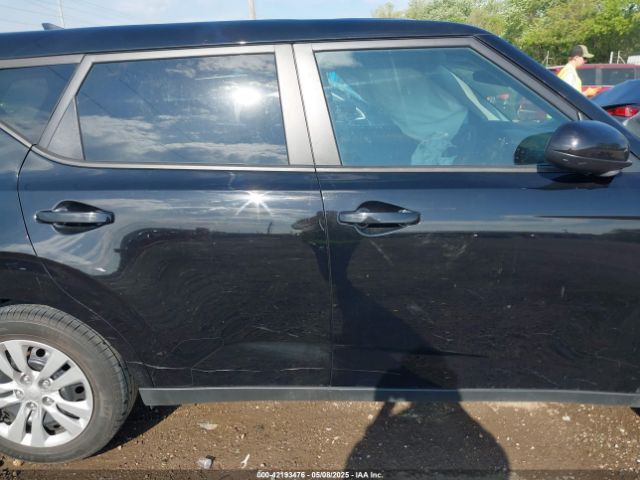 KNDJ23AU7L7045790 KIA SOUL LX