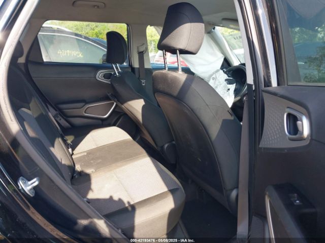 KNDJ23AU7L7045790 KIA SOUL LX