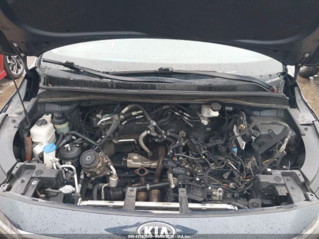 KNDMB5C11H6233620 KIA SEDONA LX