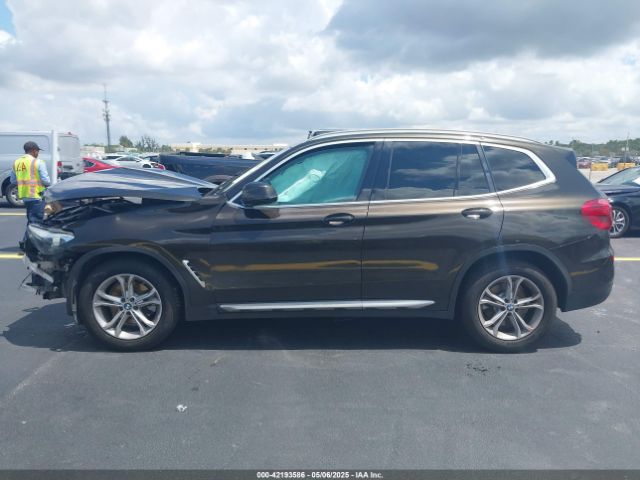 5UXTR7C56KLR51693 BMW X3 Sdrive30i