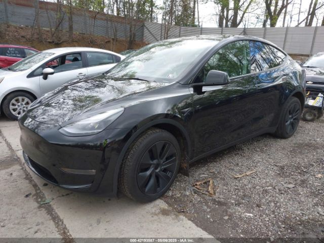 2025 TESLA MODEL Y 7SAYGDEE9SA367039 Photo 1