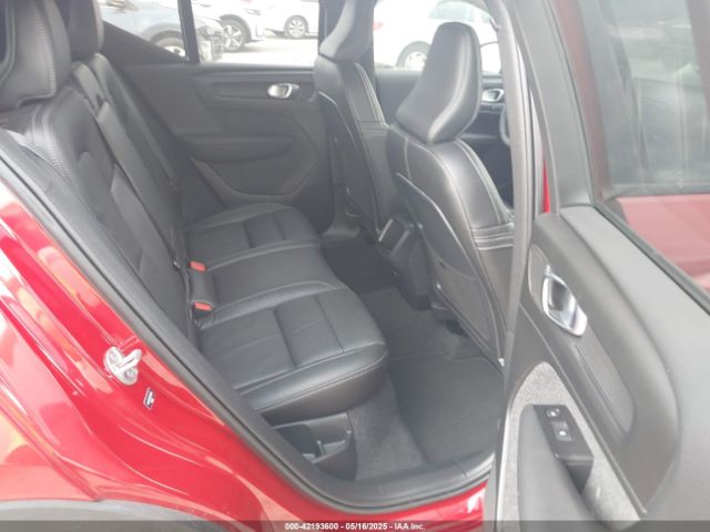 2022 VOLVO XC40 YV4AC2HK5N2748975 Photo 7