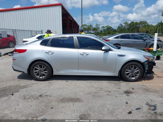 5XXGT4L32LG420218 KIA Optima Lx
