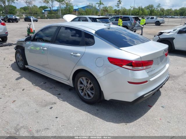 5XXGT4L32LG420218 KIA Optima Lx