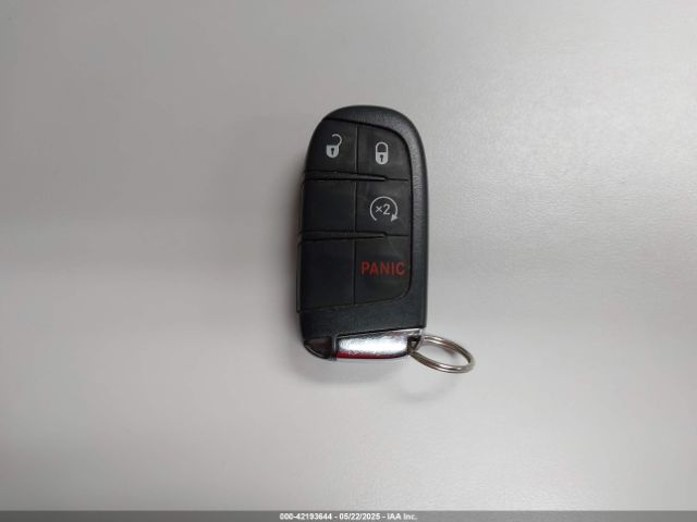 3C4NJDBB4JT418607 Jeep Compass Latitude 4x4