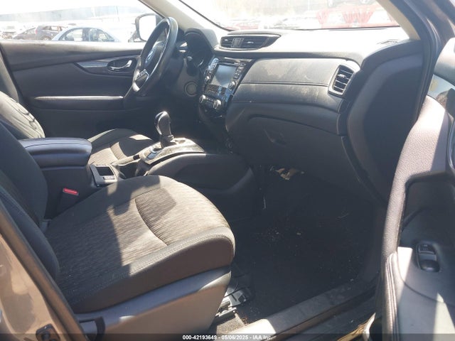 5N1AT2MV5HC763070 Nissan 2017
