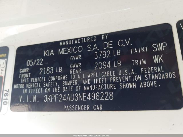 3KPF24AD3NE496228 KIA Forte Lxs