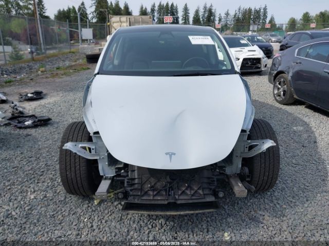 7SAYGDEE3NF513510 Tesla Model Y Long Range Dual Motor All-wheel Drive