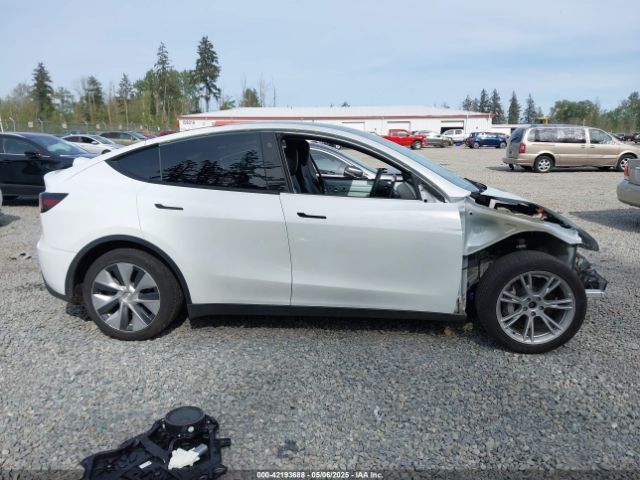 7SAYGDEE3NF513510 Tesla Model Y Long Range Dual Motor All-wheel Drive
