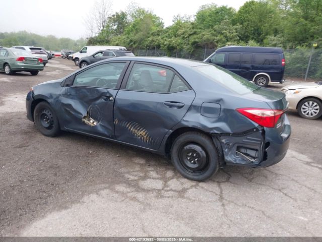 2017 TOYOTA COROLLA 2T1BURHE6HC938586 Photo 2