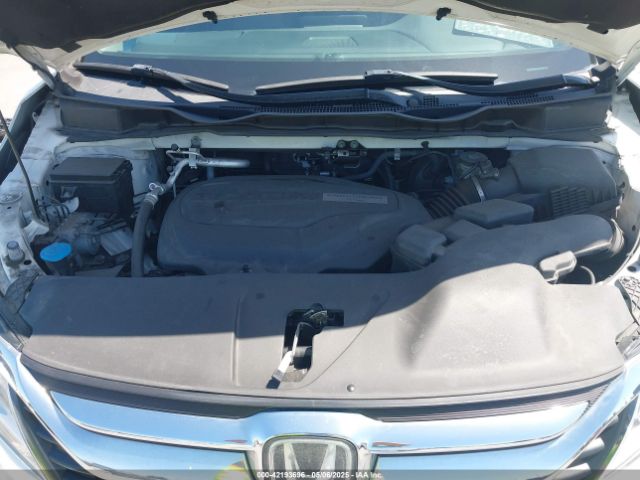5FNRL6H92JB005420 Honda Odyssey Elite