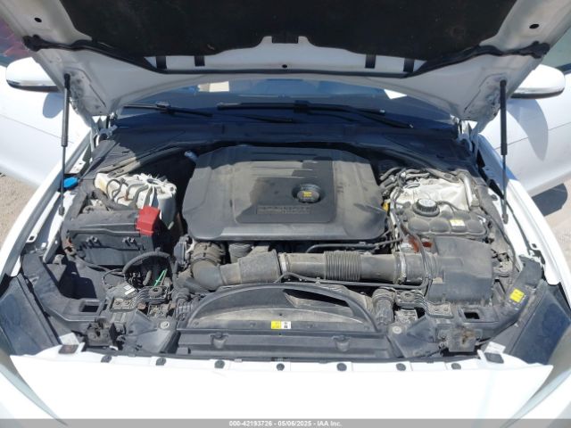 2017 JAGUAR XE SAJAJ4BNXHA953792 Photo 9