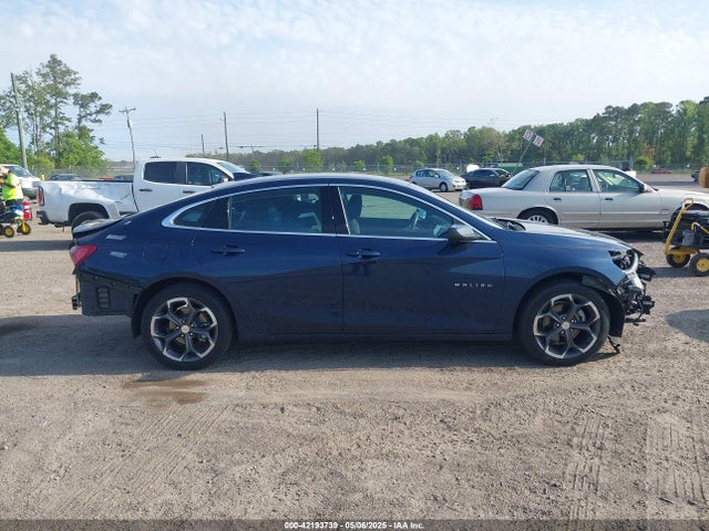 1G1ZD5ST3NF145191 Chevrolet Malibu Fwd Lt