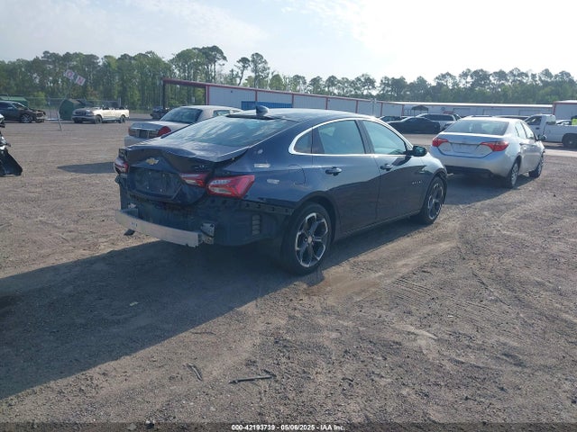 1G1ZD5ST3NF145191 Chevrolet Malibu Fwd Lt