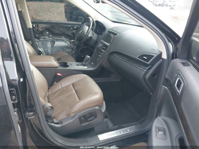 2LMHJ5AT3GBL02431 Lincoln Mkt Ecoboost