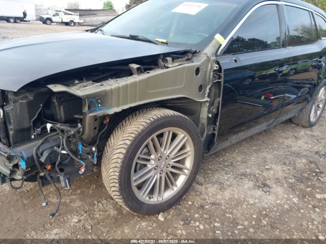 2LMHJ5AT3GBL02431 Lincoln Mkt Ecoboost