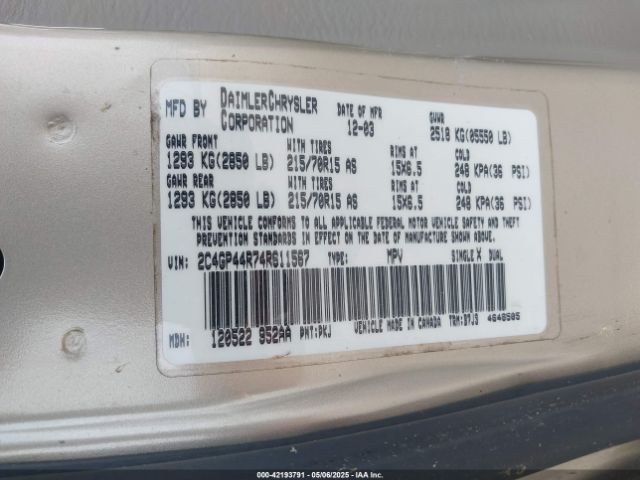 2004 CHRYSLER TOWN & COUNTRY 2C4GP44R74R611567 Photo 8