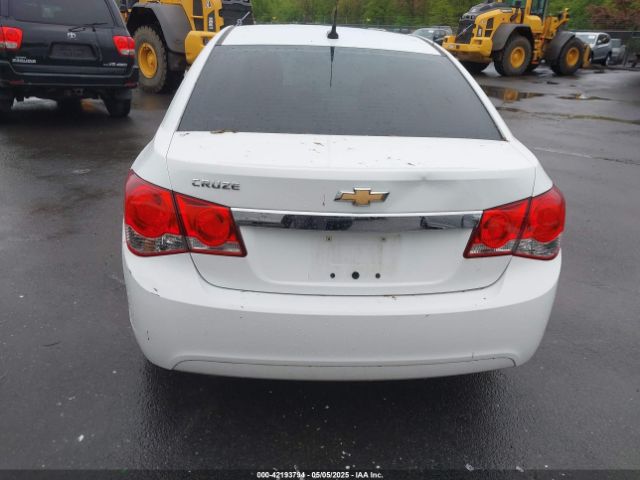 1G1PA5SHXE7178873 Chevrolet Cruze Ls Auto