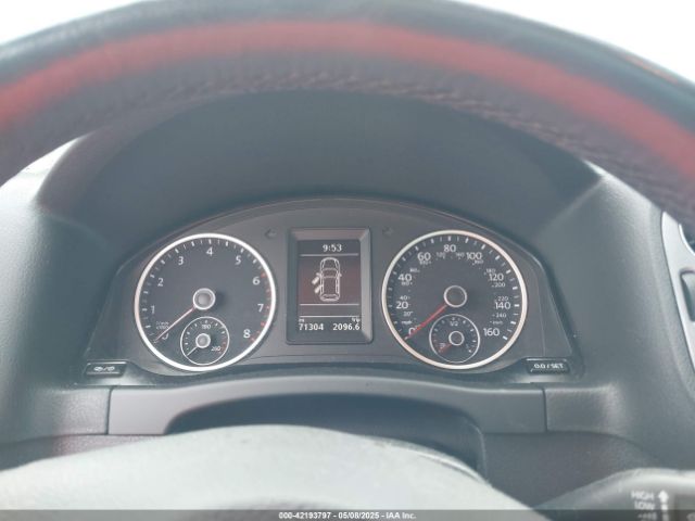 WVGBV7AX0FW566983 Volkswagen Tiguan Sel