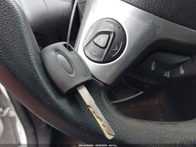 1FADP3K25EL140375 Ford FOCUS SE