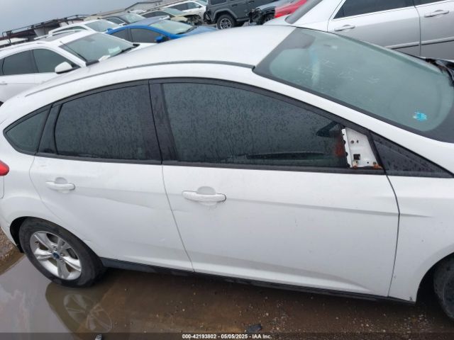 1FADP3K25EL140375 Ford FOCUS SE