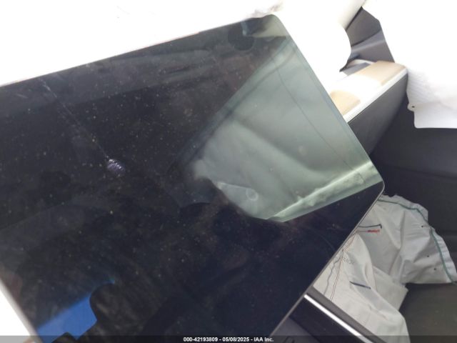 5YJ3E1EA3JF163654 Tesla MODEL 3