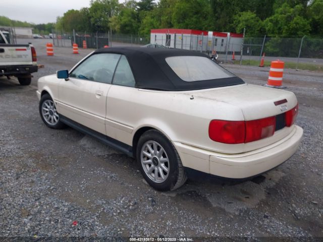 1996 AUDI CABRIOLET WAUAA88G7TA004253 Photo 2