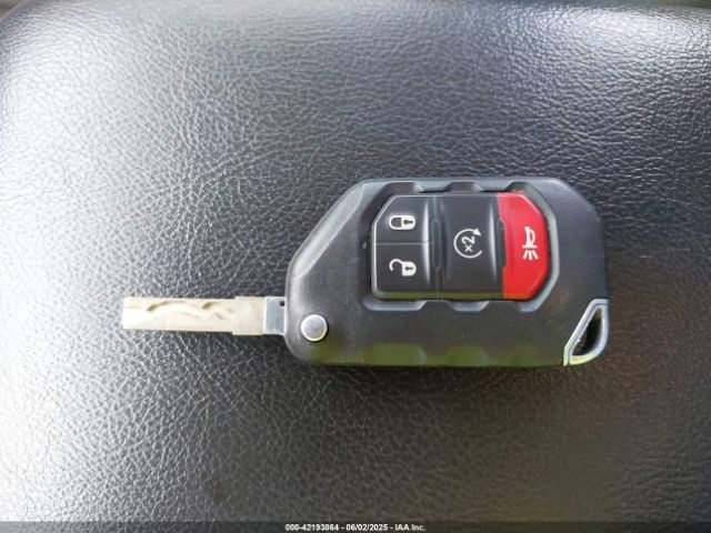 2022 JEEP GLADIATOR 1C6HJTAG2NL176011 Photo 10