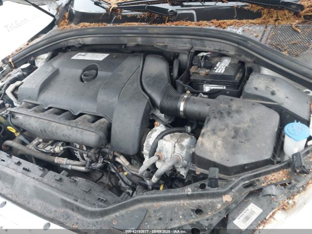 YV4902RC8F2612666 Volvo Xc60 T6 Premier Plus