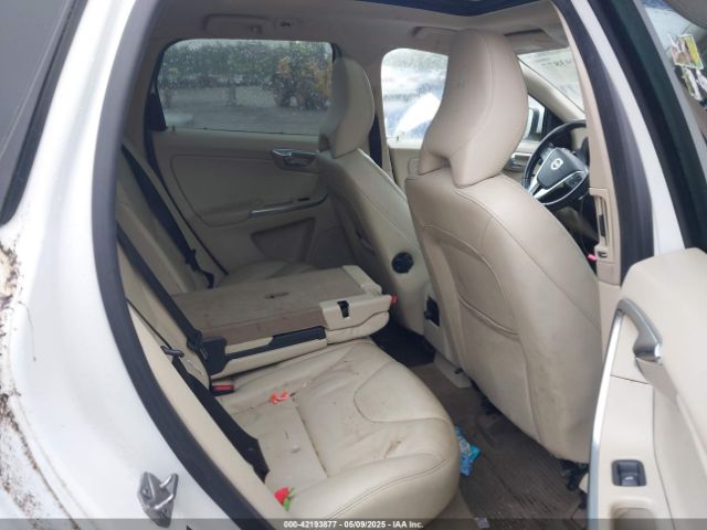 YV4902RC8F2612666 Volvo Xc60 T6 Premier Plus
