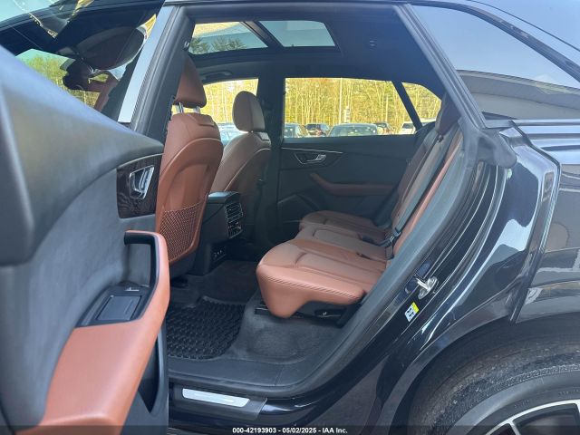 WA1EVAF16KD031014 Audi Q8 55 Premium