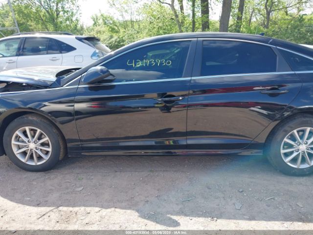 5NPE24AFXKH760243 Hyundai SONATA SE
