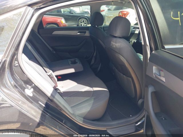 5NPE24AFXKH760243 Hyundai SONATA SE