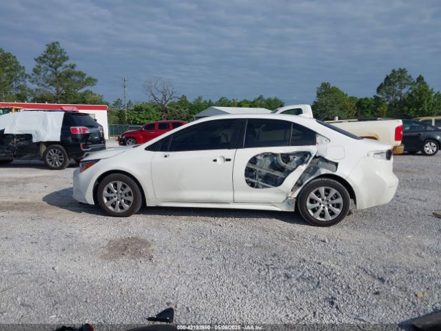 JTDEPMAE9MJ171204 Toyota COROLLA LE