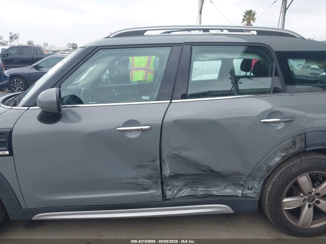 WMZYS7C34H3E06629 Mini Countryman