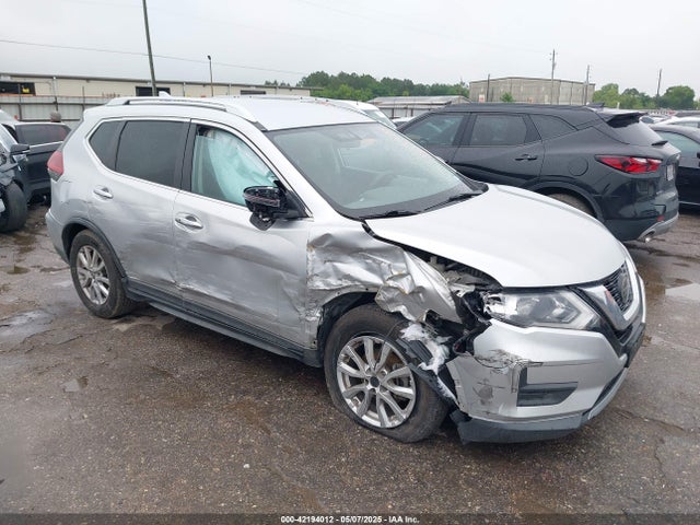 Nissan ROGUE SV 2018 KNMAT2MT6JP510132 Image 1