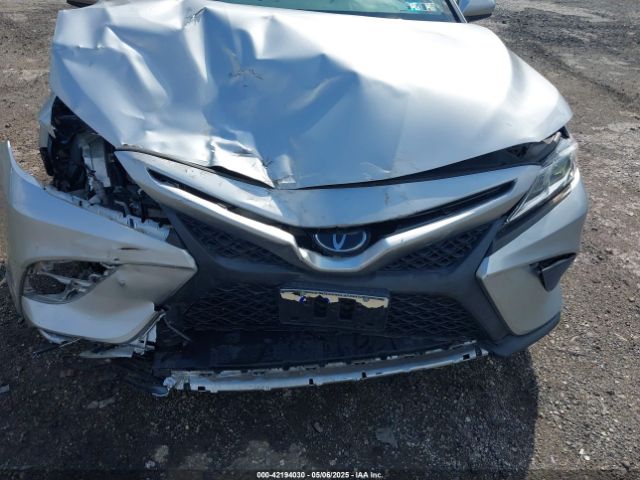 4T1B11HK8JU649942 Toyota CAMRY SE