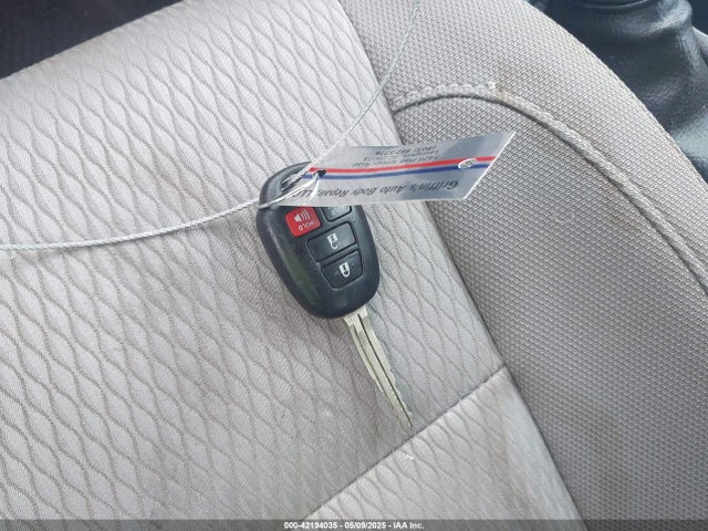 2T1BURHE8GC594242 Toyota COROLLA LE