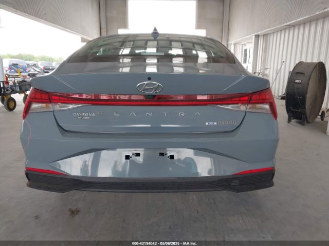 KMHLM4AJ9PU044562 Hyundai Elantra Hybrid Blue
